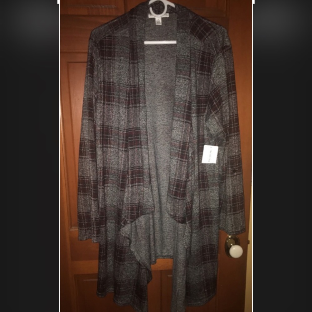 Cozy oversized sweater with draping